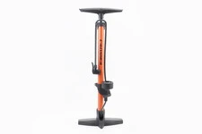 Насос ручной "напольный" с манометром 160 psi/11 bar, под штуцера Schrader&Presta, оранжевый LC-3261