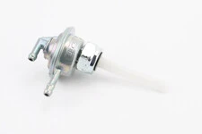 Вакуумний насос під бак, гайка велика GY6/DIO