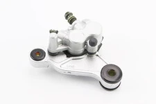 Гальмівний супорт з колодками Honda LEAD (двопоршневий)