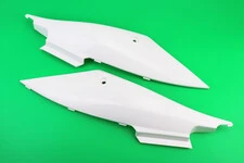 X-Road 200-250 пластик - бічний задній лівий, правий к-кт 2шт, БІЛИЙ