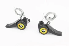 Перемикачі (манетка) 3x7 швидкості, чорно-жовті R 05