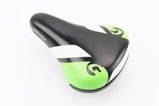 Сидіння CHILD 230x150мм, чорне з зелено-білим малюнком BSK-N185-10