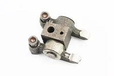 Коромисла клапанів у зборі