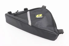 Сумка під раму трикутна 3500х260х200мм, кріпл. на липучці, вологозахисна, світловідбиваючі смуги, чорна