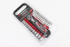 Набір головок торцевих з тріскачкою (вигн. ручка) 1/4" CrV 72 зуба + подов. 1/4" 100мм 26шт (4/4,5/5/5,5/6/7/8/9/10/11/12/13/14мм