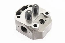 Головка циліндра R195NM у зборі