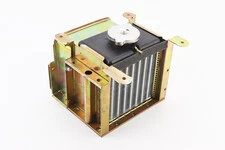 Радіатор R190N (алюміній), круглі стільники, з кронштейнами облицювання