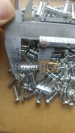 Спиця велосипедна 250мм чорна 14G (2мм) + ніпель 16мм