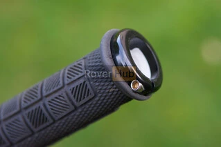 Гріпси ODI Elite Pro Bright Red/Black w/Black clamp (червоні з чорними замками)