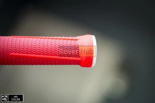 Гріпси ODI AG-1 Signature Black/Graphite w/ Silver clamps (черно - графітові з срібними замками)