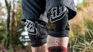 Наколінники TLD T-BONE Knee Guard [Black] Розмір XL/XXL