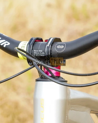 Кермо DMR ODUB BAR &mdash; 31.8 &mdash; 35 mm Rise &mdash; Black