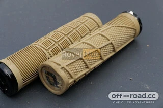 Грипси ODI Reflex v2.1 Lock-On MTB Closed End 135mm Orange