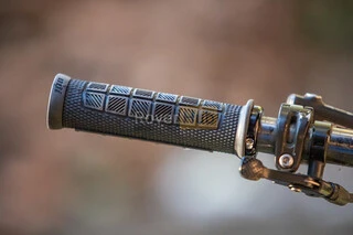 Грипси ODI Elite Pro, V2.1 Lock-On, Army Green w/Black Clamp, зелені із чорними замками