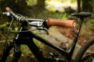 Грипси ODI Vans v2.1 Lock-On MTB Closed End 135mm Red Checker