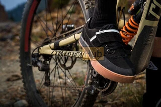 Велосипедні кросівки Afton Keegan [Black/Maroon] Розмір US7