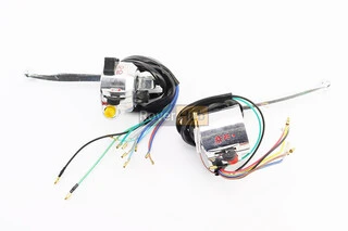 Блок кнопок на кермі лівий, правий к-кт із важелями (під дзеркала М10) DELTA