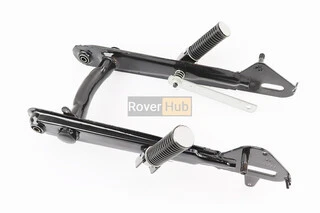 Маятник задній із сайлентблоками, підніжками у зборі.