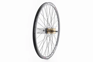 Колесо 27,5" заднє Disk-brake, обід та втулка 14Gx36H алюмінієві, під вільнобіг, кріпл. гайка, "GRAVITY"