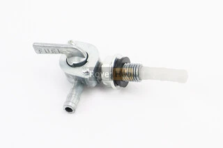 Кран бака топливного М10, правый