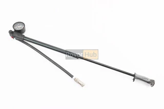 Насос алюмінієвий високого тиску 300 psi/20 bar з манометром, для повітряних амортизаторів і виделок, чорний 2728