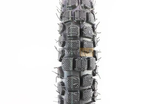 Шина 2,75-17 шипована