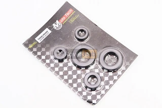 Сальники к-кт 5шт (12x24x7; 14x24x6/7; 17x29x8; 25x40x8; 26x42x7/8) двигуна, TB60