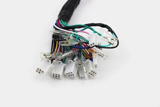 Проводка центральна (з тахометром) 7фішок біля керма (див. фото)