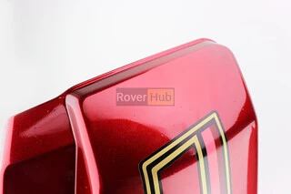 УЦІНКА ALPHA пластик - кришка бардачка ліва, права к-кт, ЧЕРВОНИЙ (дефект покраски, див фото)