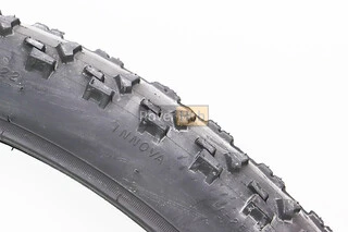 Шина 29"х1,95 (50-622) шипована IA-2554