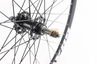 Колесо 26" заднє Disk-brake, обід алюмінієвий, втулка 14Gx36H, під вільнобіг, кріпл. гайка, "GRAVITY" (можл. подряпини)