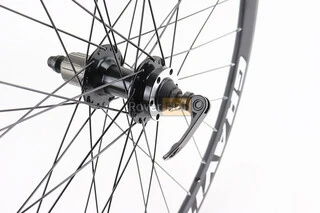 Колесо 29" заднє Disk-brake, обід "крапля" та втулка 14Gx36H алюмінієві NECO MS37R, під касету 8-9зв, кріпл. ексцентрик, "GRAVITY"