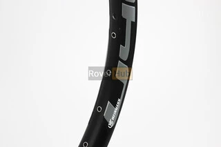 Обід 26" (559x35) Disk-brake безкамерний, пістонований, 14Gх32H алюмінієвий, чорний U40 TL