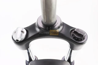 Вилка 29" амортизаційна, без різьби 1-1/8" (28,6мм), шток 215мм, з ходом 100мм, Disk-brake, пружинно-оливна, виносний Lockout,