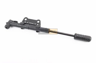 Насос пластмасовий, чорний (можливе ослаблення різьблення притискної гайки)