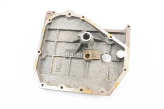 Кришка блока двигуна права (з боку заводного важеля), 9отв., чавун R190N/195NM Тип 1, (можливий наліт)