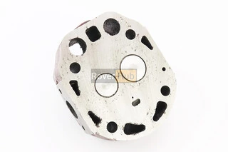 Головка цилиндра R180NM в сборе, с форкамерой (возможен незначительный налет)