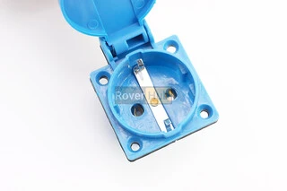 Розетка з кришкою 16A, 250V 2-3,5 кВт, синя